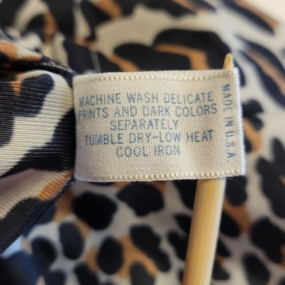 Vanity Fair Leopard Top Button Front Short Sleeve Vneck 70s Vintage Mobwife - Picture 7 of 8